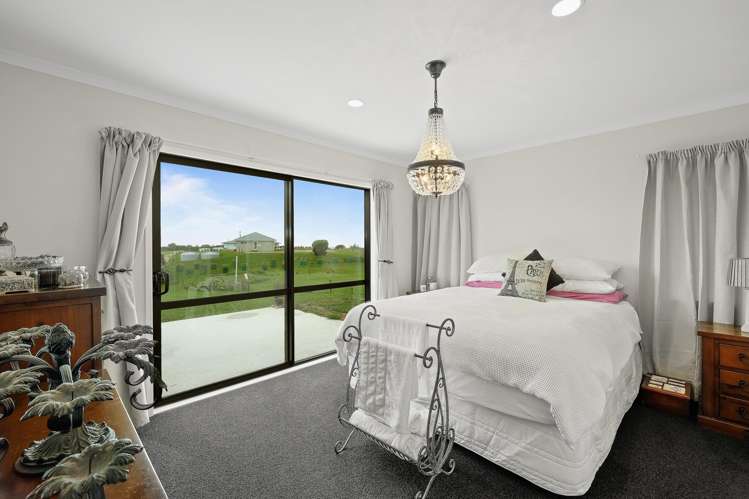 10 Waihinahina Way Mahia_17