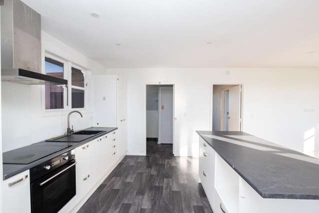 685 State Highway 25 Waitakaruru_2