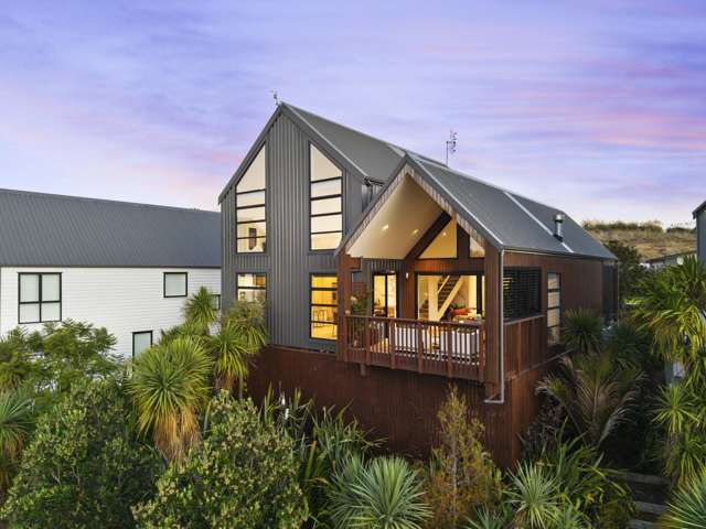 Exclusive Executive Residence in Pine Harbour
