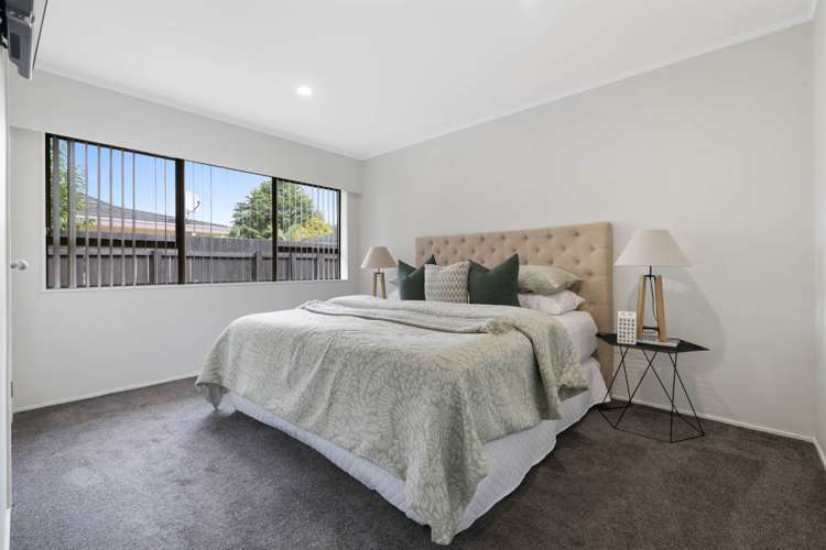 2/22 Beaumaris Way Conifer Grove_11