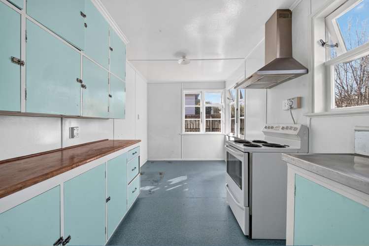 82 Opaki Road_1