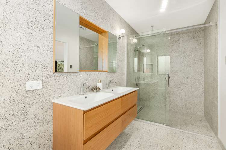 15 Kaiwaru Place Waikanae_12