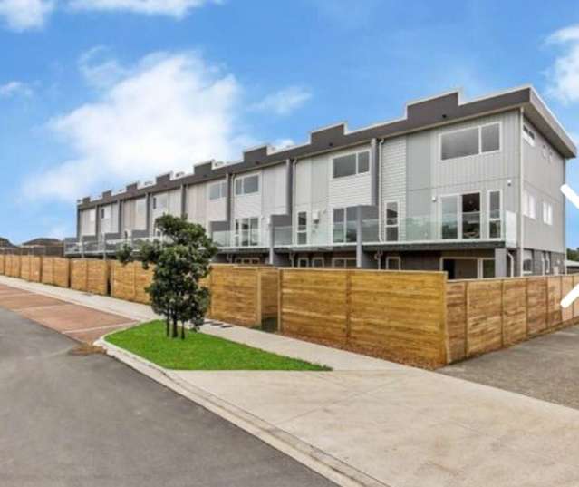 Rent reduced- 4 Bedrooms, 3 bathrooms