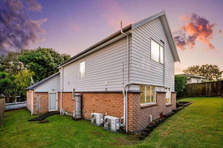 305 Royal Road Massey_22