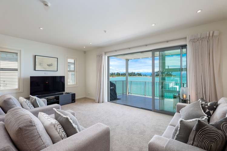 3/371 Wakefield Quay Stepneyville_7