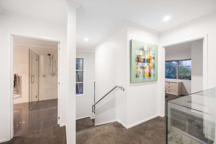 8 Tuatini Place Long Bay_28