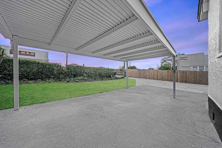 4029 Great North Road Glen Eden_26