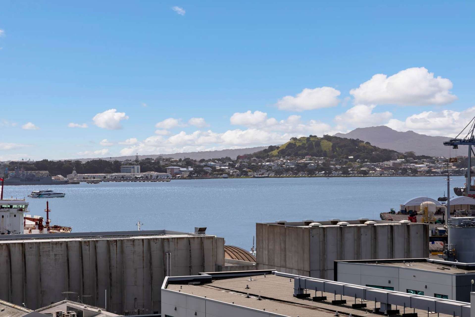 1210/30 Beach Road City Centre_0