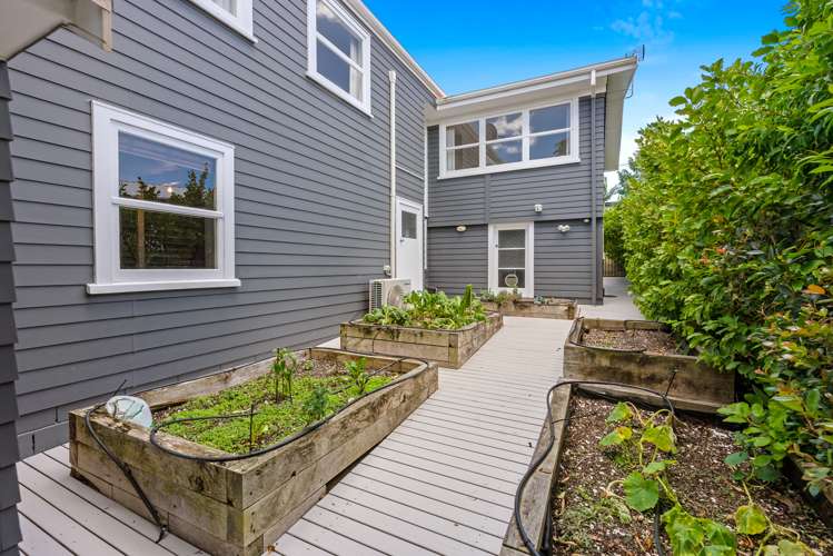 631 Beach Road Rothesay Bay_19