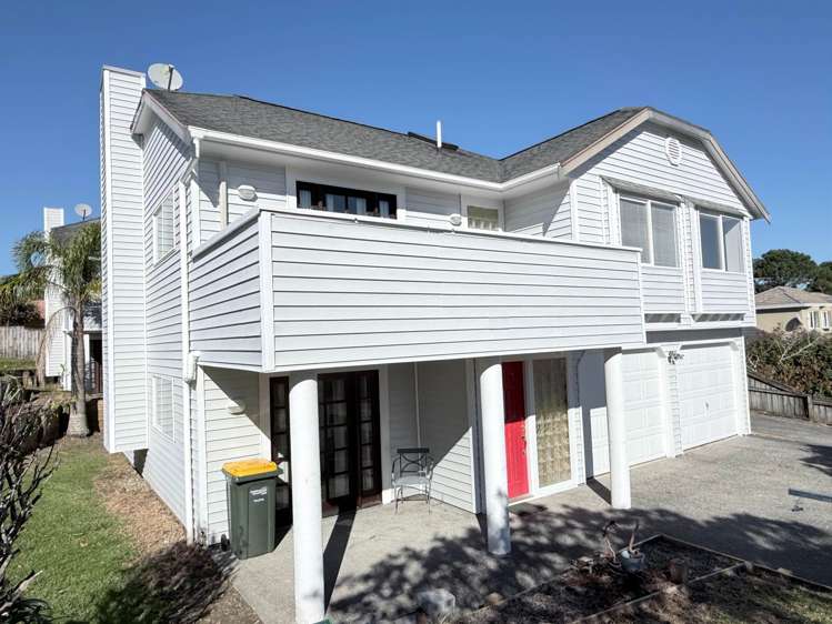 3A Stoneleigh Court_0