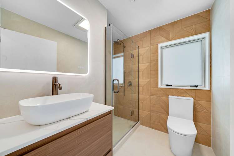 107 Muir Avenue Mangere Bridge_12