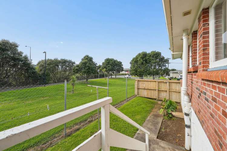 1/75 Melrose Road Mt Roskill_11