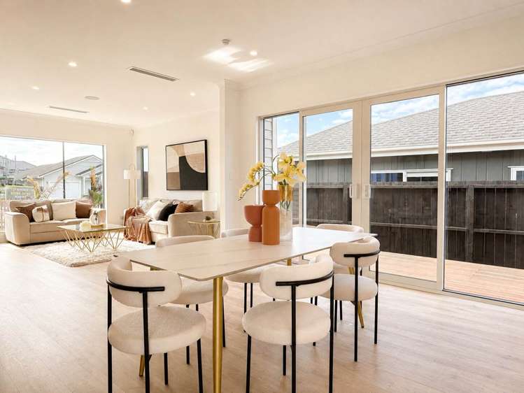 75 Parish Drive_5