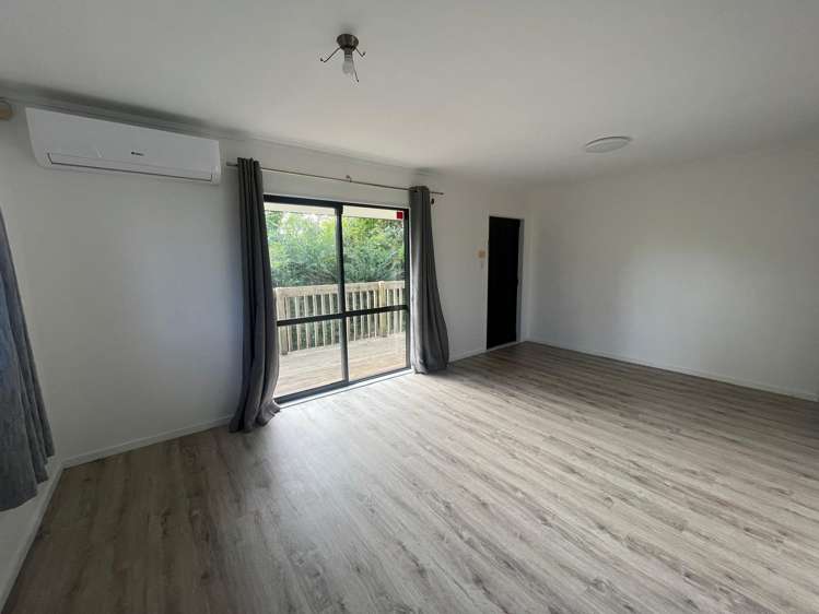25B Metcalfe Road Ranui_5
