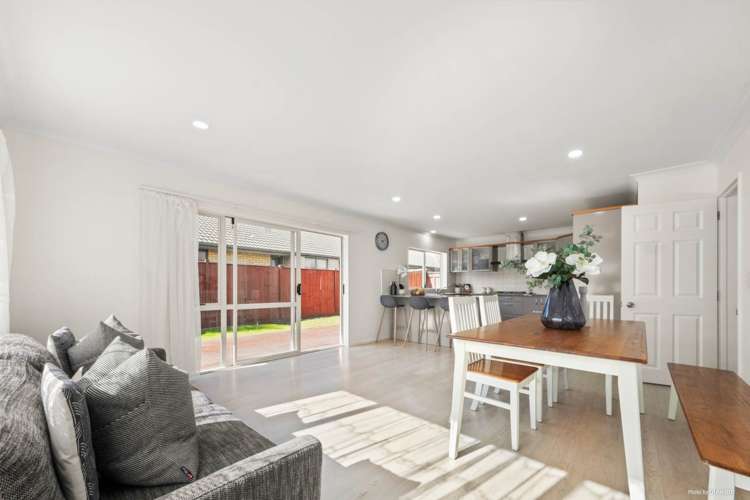 4 Duntrune Road Flat Bush_12