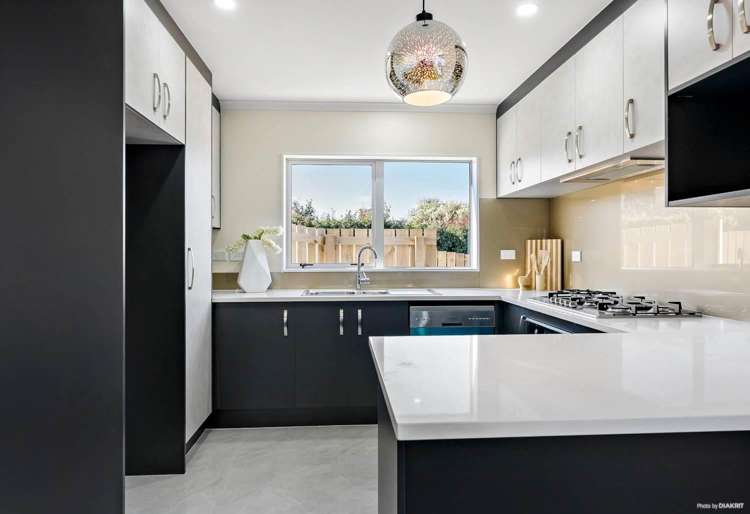 c/4 Bill Phillip place Clendon Park_8