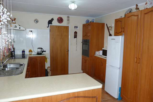 21 Harrison Street Featherston_2