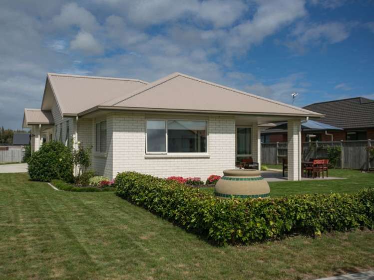 39 West Thompson Street Leamington_20