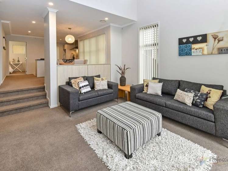 12 Hirimate Place Flat Bush_19