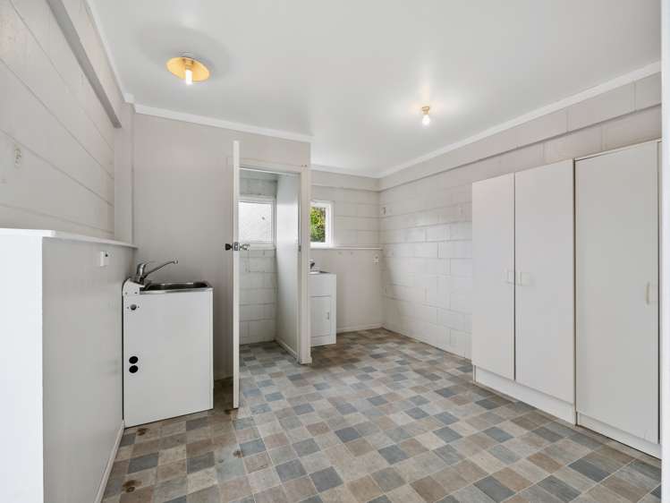 59 Levers Road Matua_19