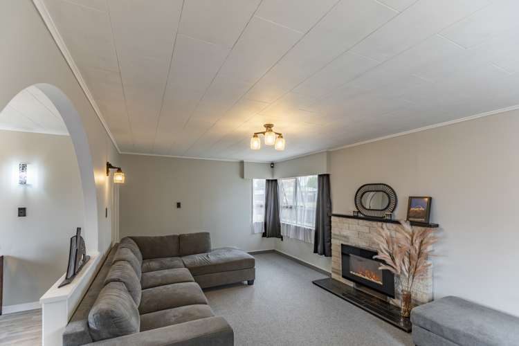 243 Flaxmere Avenue Flaxmere_11