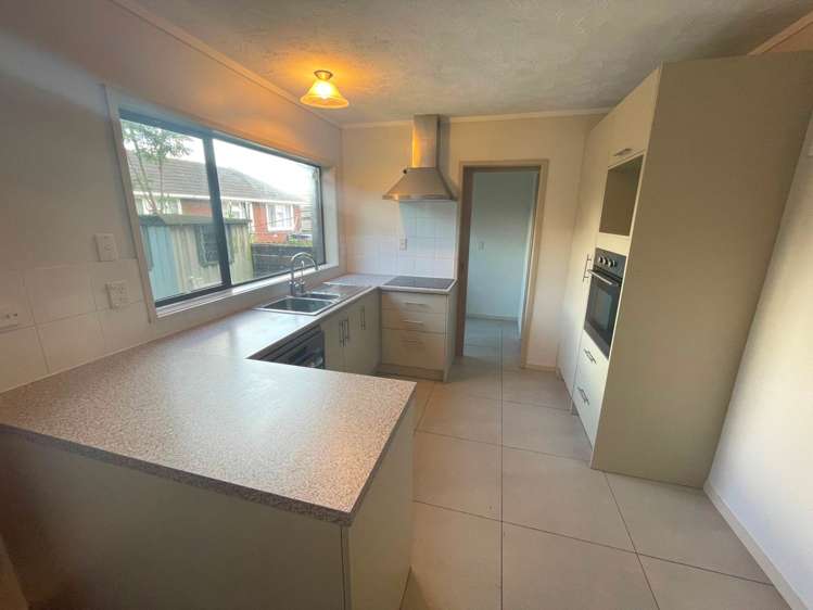 5/58 Hayr Road Three Kings_2