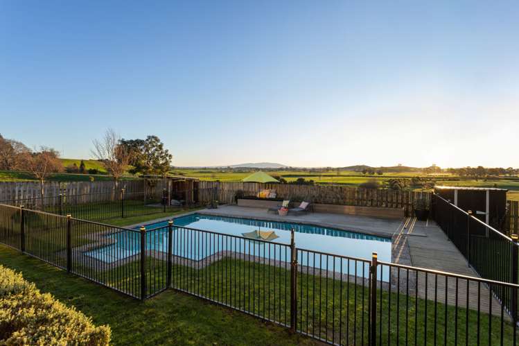 80 Robinson Road Rotoorangi_30