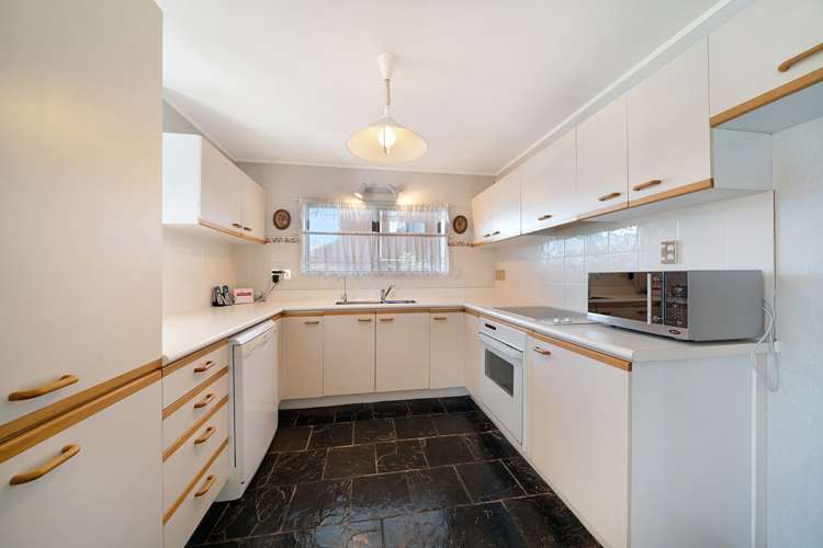 2/40 Taupiko Place Green Bay_5