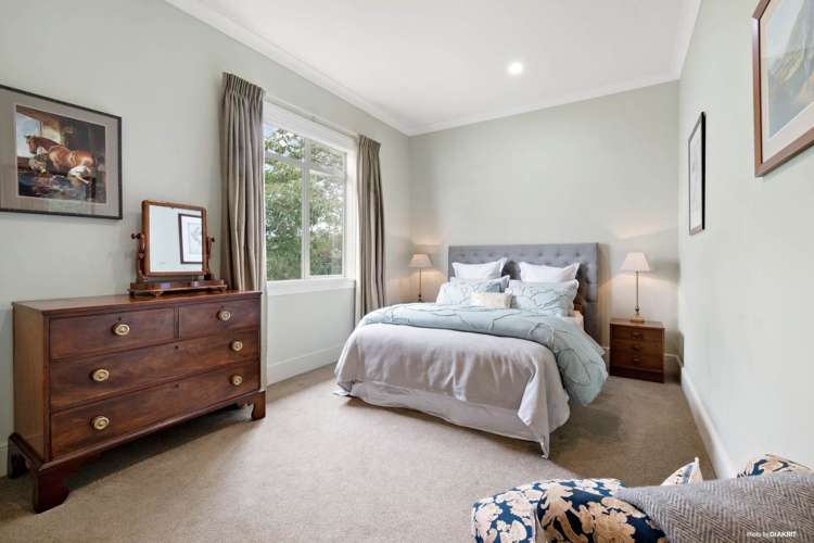 56 Taylor Road Kingseat_13