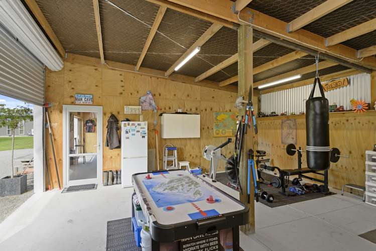 120 Wardstay Road Lincoln_24