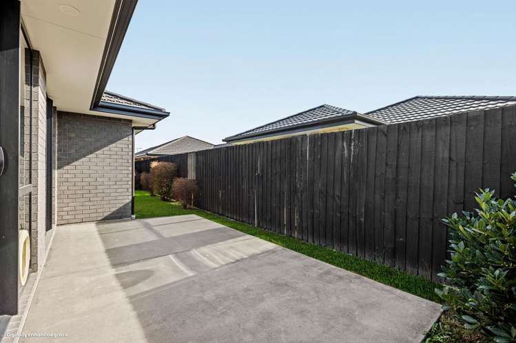 12 Arabella Crescent Yaldhurst_13