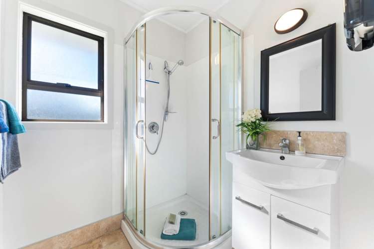 631 Te Atatu Road Te Atatu Peninsula_16