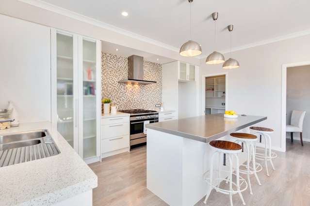 8 Giarni Place Karaka_4