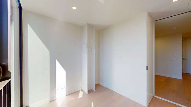 602/10 Alpha Street 2185_3