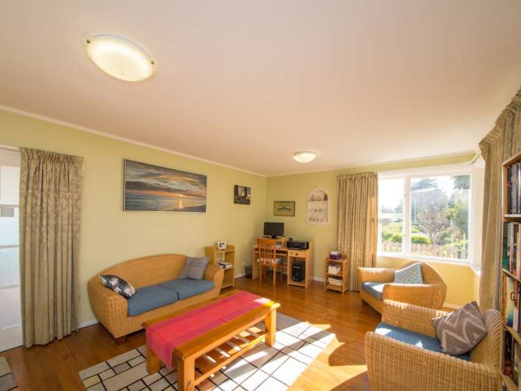 75 Derby Street Feilding_6