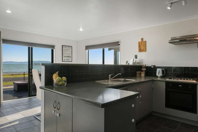 882 Thames Coast Sh25 Road Te Mata_6