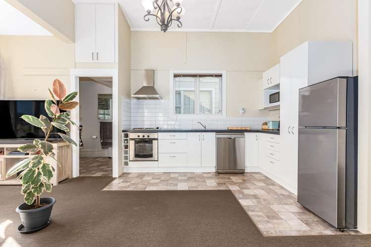15 Porritt Avenue Mount Victoria_5