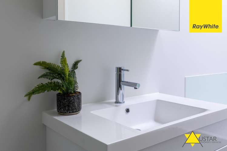 7/2 Moor Avenue Te Atatu Peninsula_13