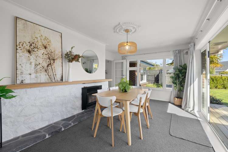 27 Barclay Place Burwood_11