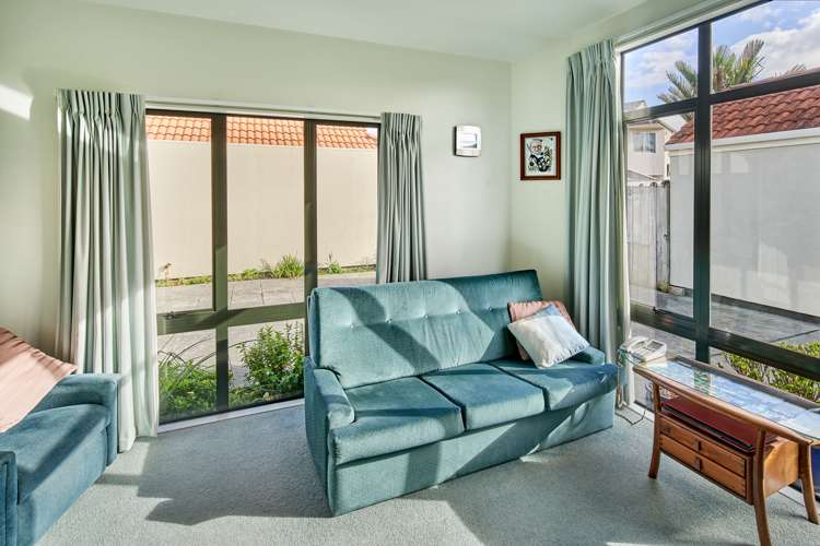 58 Laings Road Lower Hutt_10