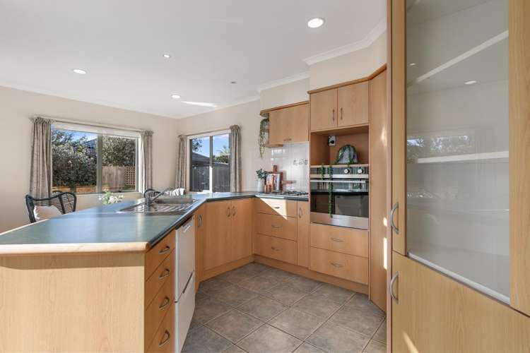 17 Kahira Crescent Papamoa_2