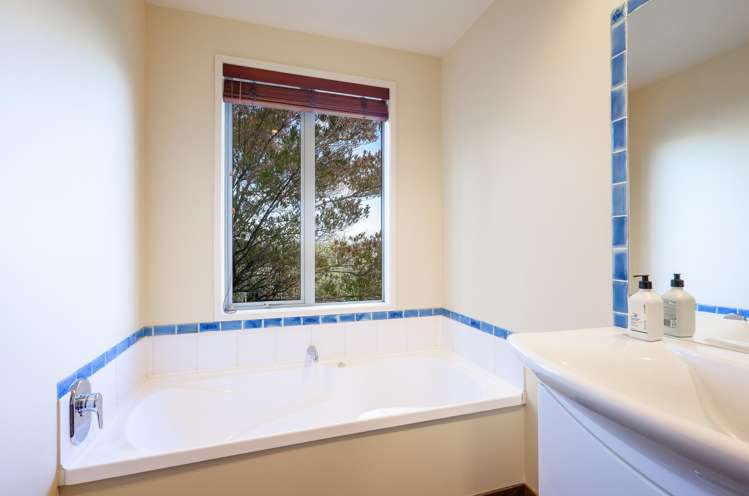 4 Zeehaen Place Britannia Heights_24
