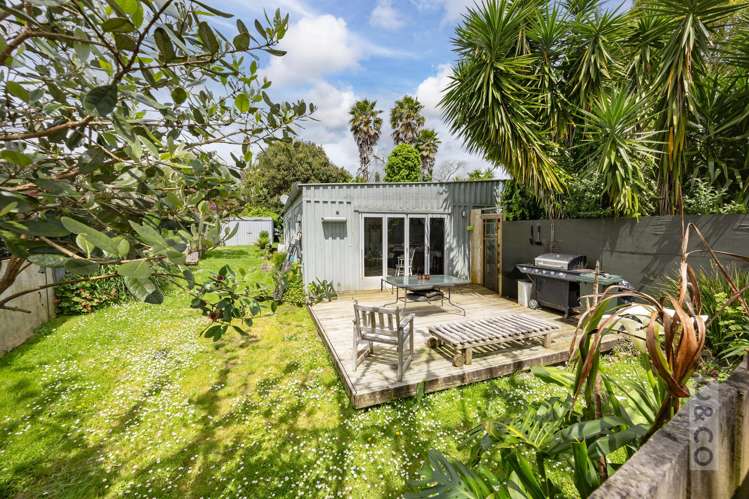 59 Barrett Road Riverhead_35