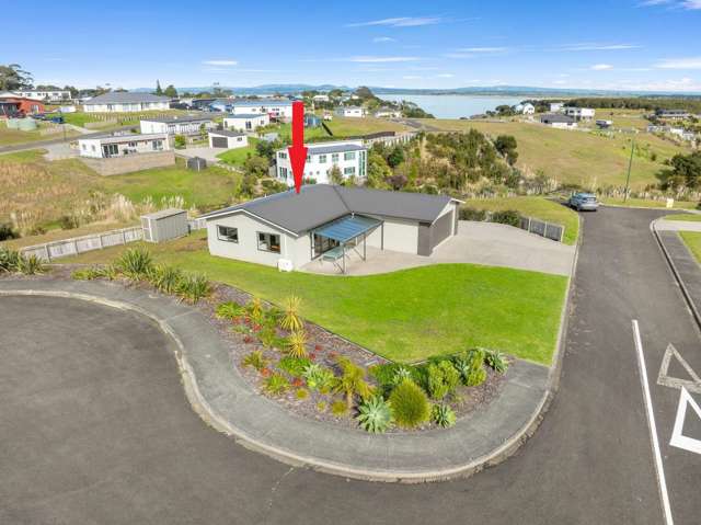 Modern Coastal Living on a Sunny Corner Section