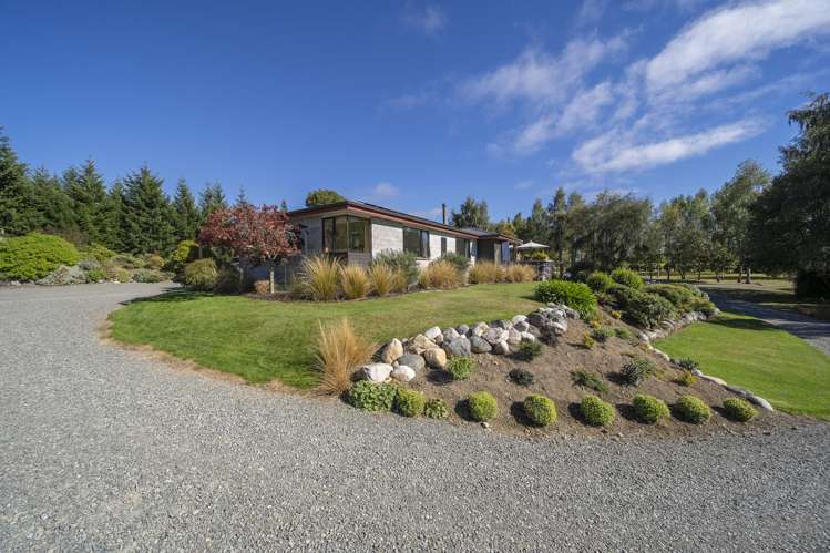 423A Te Anau Mossburn Highway Te Anau_42