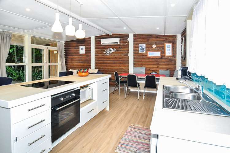 305 Linton Crescent Whangamata_6