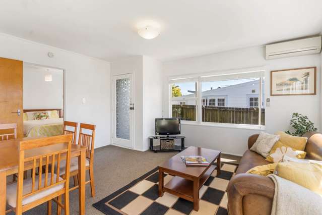 1/5 Cambria Road Devonport_3