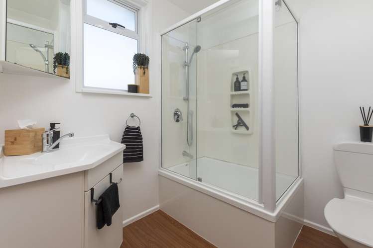 14 Aldersley Street Richmond_15