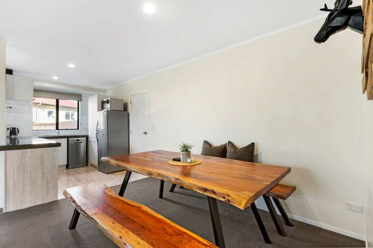 26 Dovey Place Massey_2