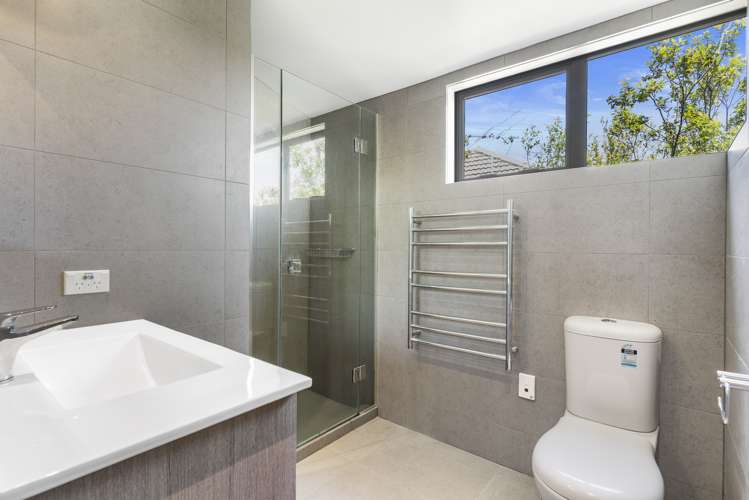 8 Webb Place Forrest Hill_20